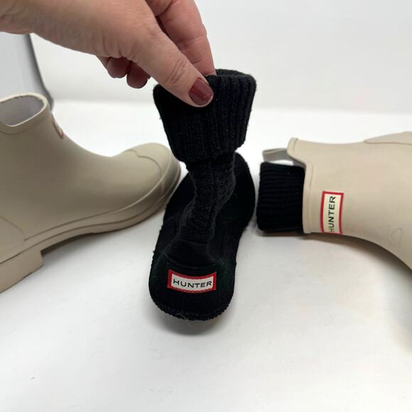 Hunter Play Short Rain Boots Womens 6 Zinc Light Beige Boot Socks Chore READ - Picture 7 of 10